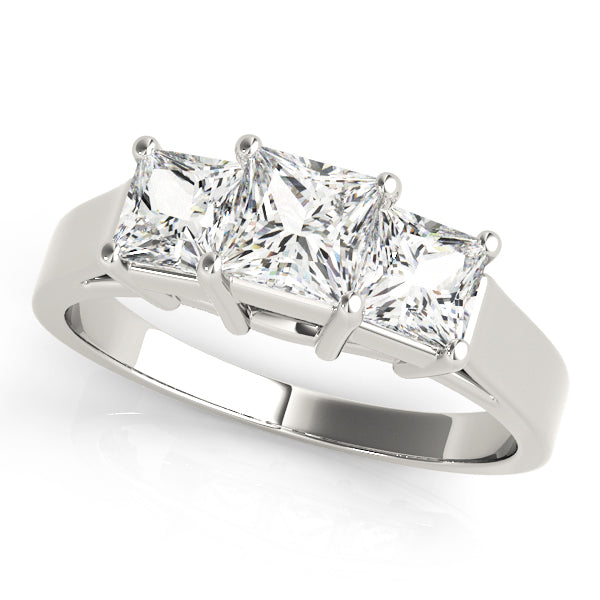 ENGAGEMENT RINGS 3 STONE PRINCESS