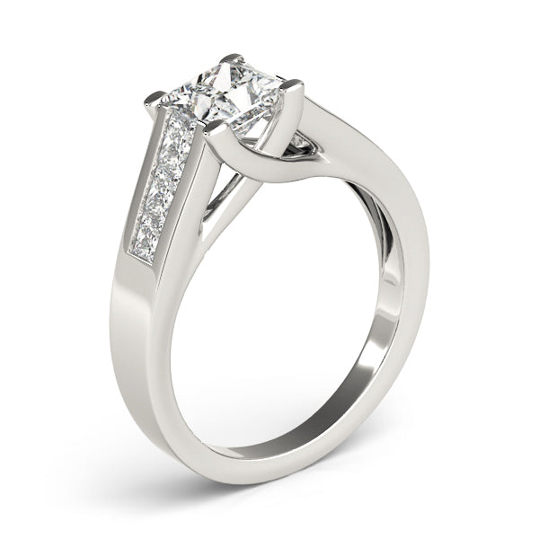 ENGAGEMENT RINGS TRELLIS