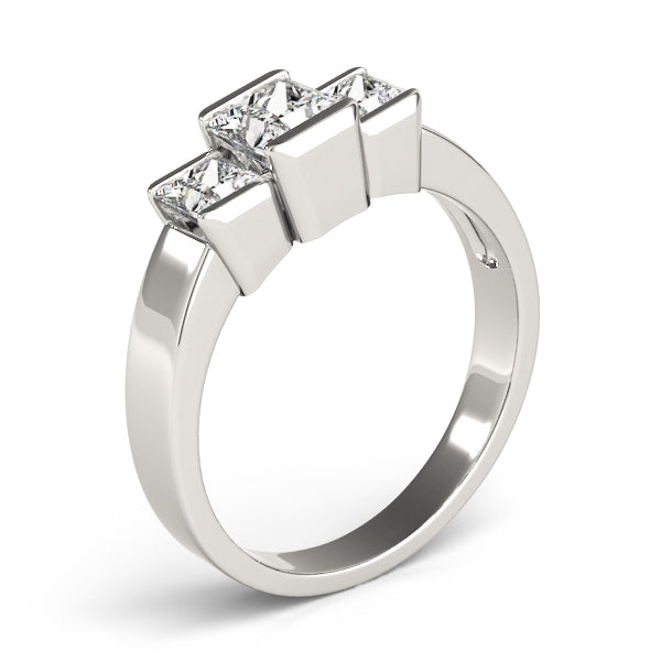 ENGAGEMENT RINGS 3 STONE PRINCESS