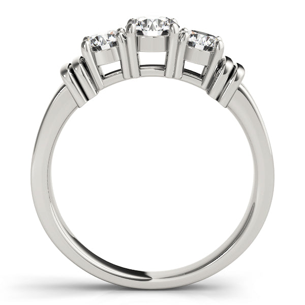 3-Stone Round Engagement Ring