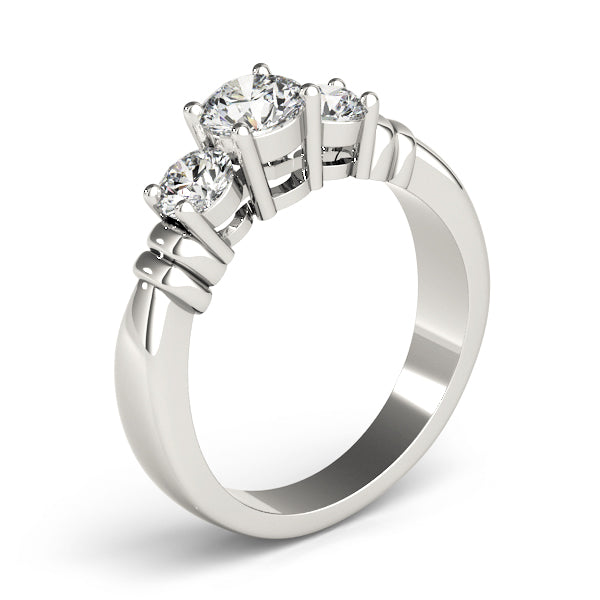 ENGAGEMENT RINGS 3 STONE ROUND
