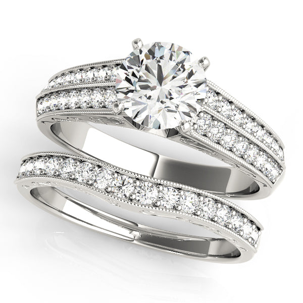 ENGAGEMENT RINGS ANTIQUE