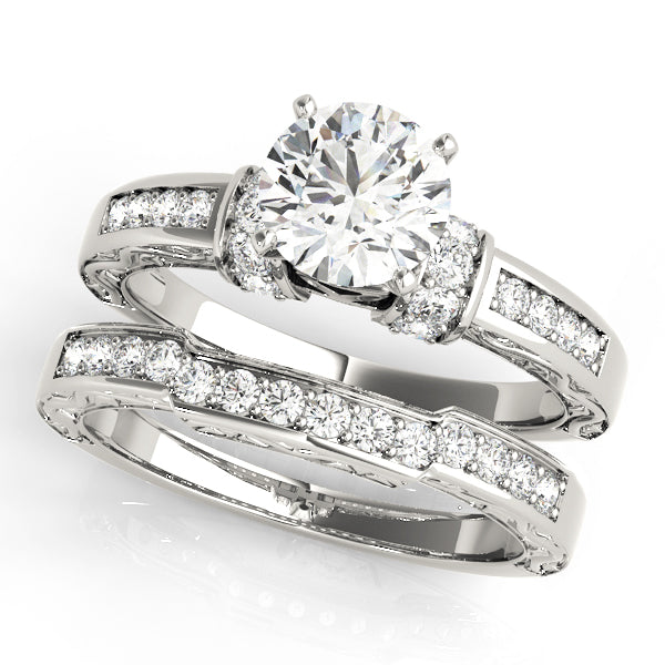 ENGAGEMENT RINGS ANTIQUE