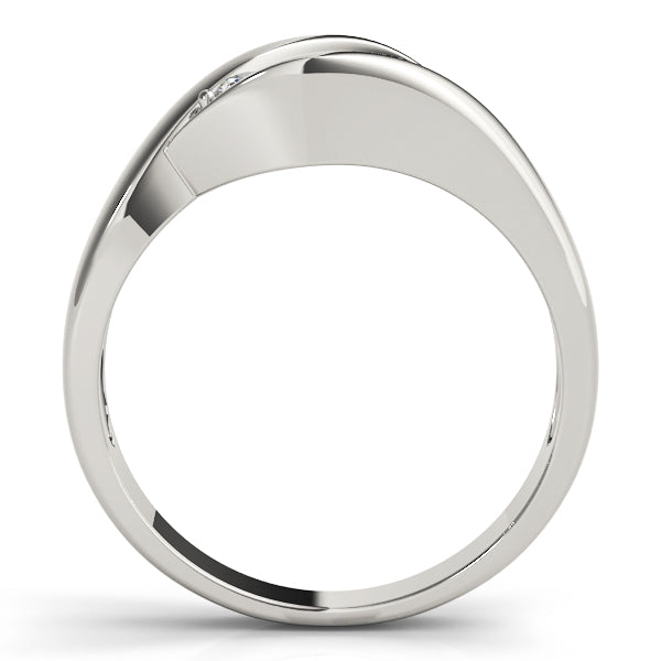 ENGAGEMENT RINGS 3 STONE ROUND