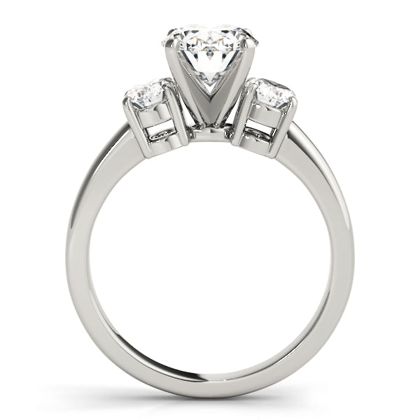 3-Stone Oval Shape Engagement Rings