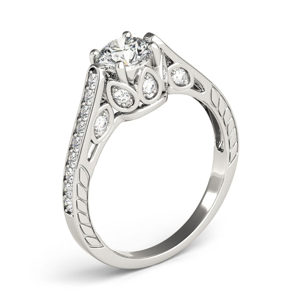 ENGAGEMENT RINGS ANTIQUE