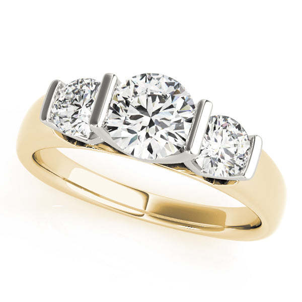 3-Stone Round Engagement Ring