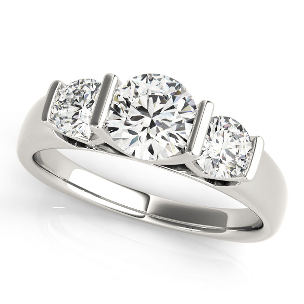 3-Stone Round Engagement Ring