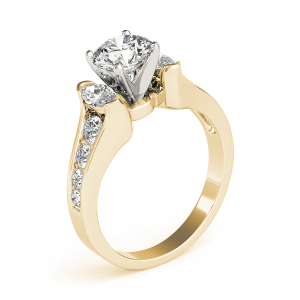 ENGAGEMENT RINGS FANCY SHAPE MARQU