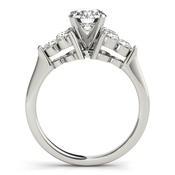ENGAGEMENT RINGS CLUSTER SIDES
