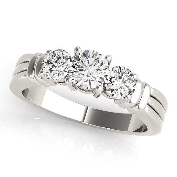 3-Stone Round Engagement Ring