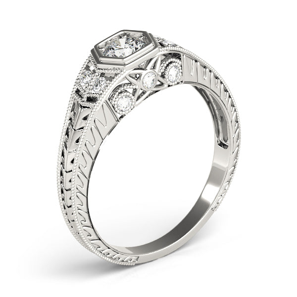 Vintage-Inspired Round Engagement Ring