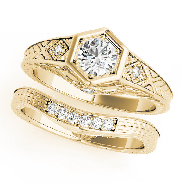 Vintage-Inspired Round Engagement Ring