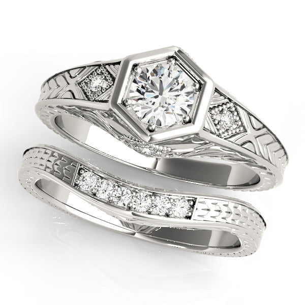 Vintage-Inspired Round Engagement Ring