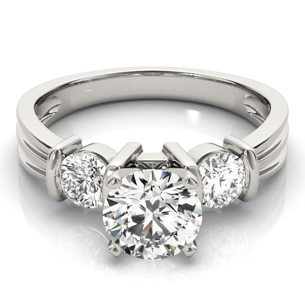 3-Stone Round Engagement Rings