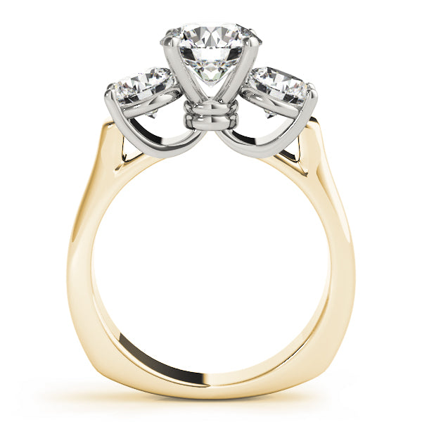 3-Stone Round Engagement Ring