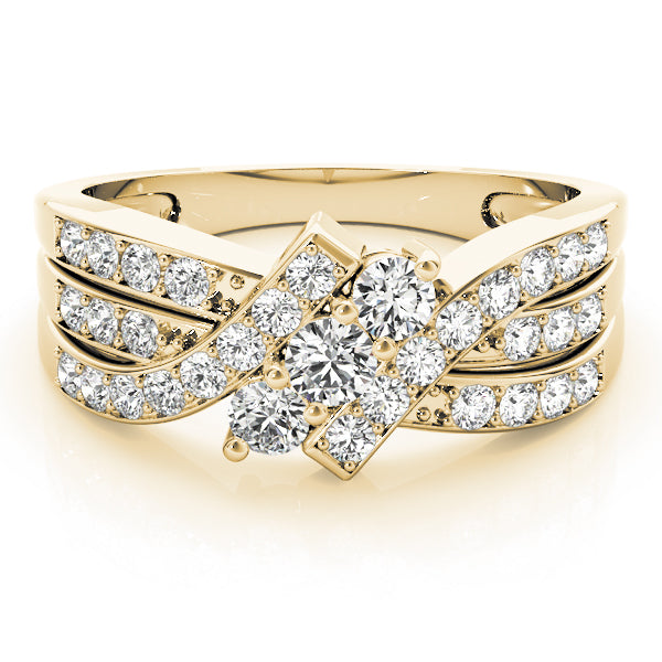 ENGAGEMENT RINGS 3 STONE ROUND