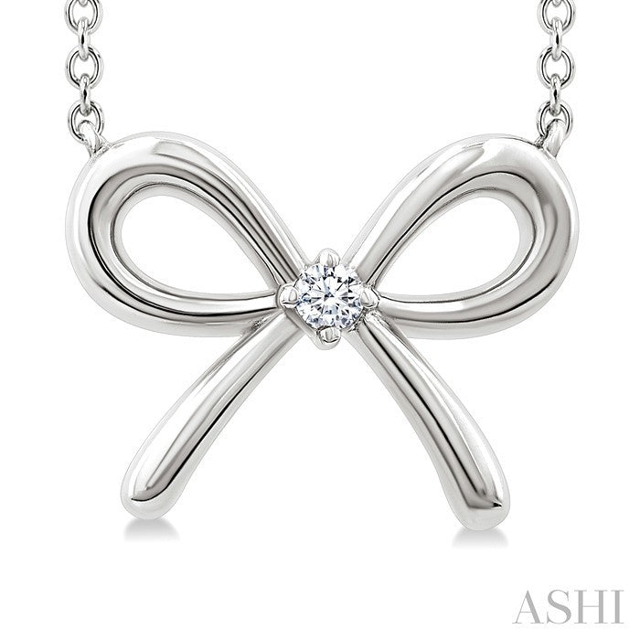 1/50 Ctw Bow Round Cut Diamond Fashion Pendant With Chain in Sterling Silver