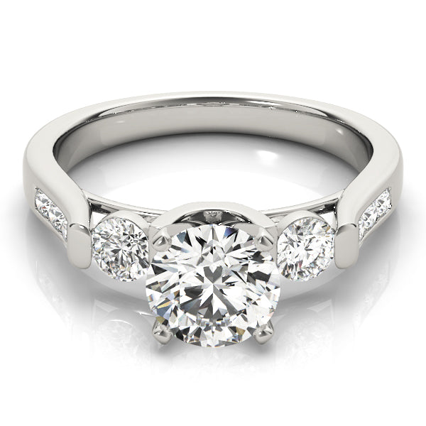 ENGAGEMENT RINGS 3 STONE ROUND
