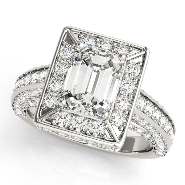 HALO ENGAGEMENT RING FOR EC
