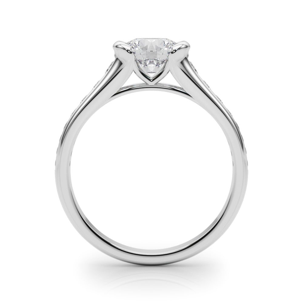 ENGAGEMENT RING ROUND CENTER