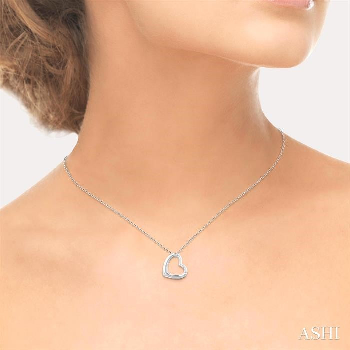 1/50 Ctw Heart Frame Round Cut Diamond Fashion Pendant With Chain in Sterling Silver