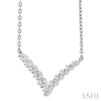1/8 Ctw Petite Chevron Round Cut Diamond Pendant With Chain in Sterling Silver