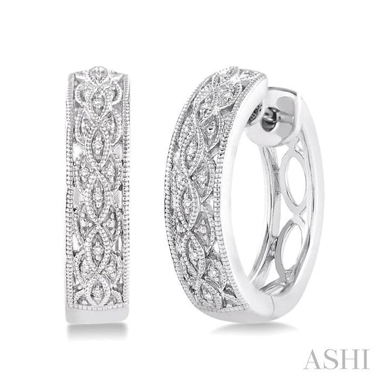 1/10 Ctw Round Cut Diamond Vintage Earrings in Sterling Silver
