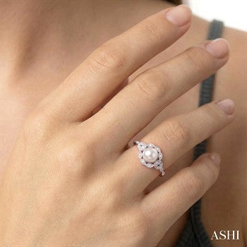 6.5X6.5 MM Cultured Pearl and 1/20 Ctw Round Cut Diamond Ring in Sterling Silver