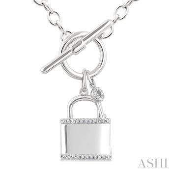 1/10 Ctw Lock & Key Toggle Round Cut Diamond Fashion Necklace in Sterling Silver