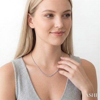 1/4 Ctw Bold Panther Link Round Cut Diamond Fashion Necklace in Sterling Silver