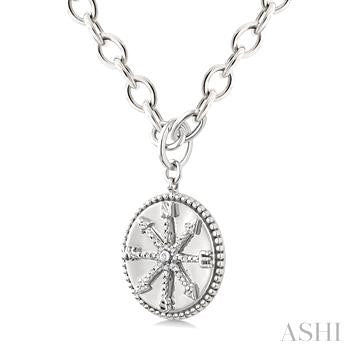 1/10 Ctw Compass medallion Round Cut Diamond Pendant With Chain in Sterling Silver