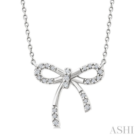1/10 Ctw Bow Round Cut Diamond Fashion Pendant With Chain in Sterling Silver