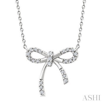 1/10 Ctw Bow Round Cut Diamond Fashion Pendant With Chain in Sterling Silver