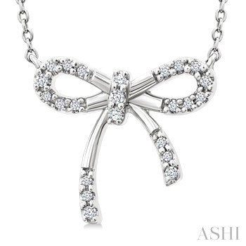 1/10 Ctw Bow Round Cut Diamond Fashion Pendant With Chain in Sterling Silver