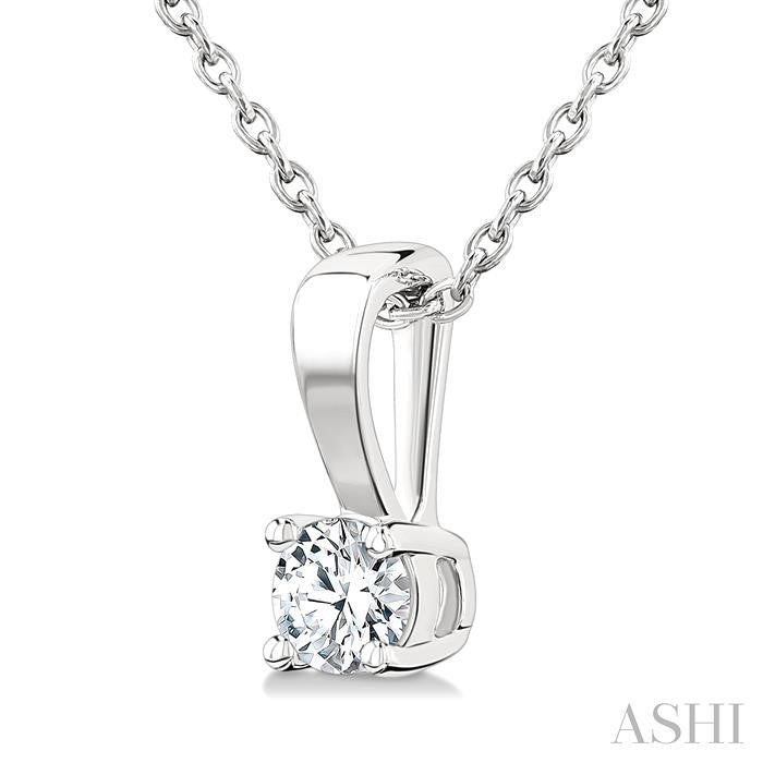 1/6 Ctw Prong Set Round Cut Diamond Solitaire Pendant With Chain in 14K White Gold