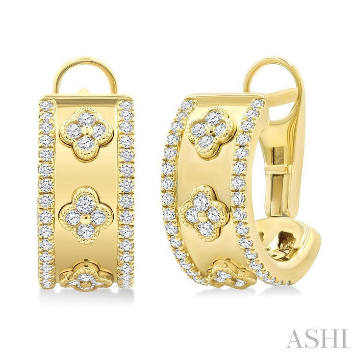 1/2 Ctw Round Cut Diamond Clover Fashion Hoop Earrings in 14K Yellow Gold