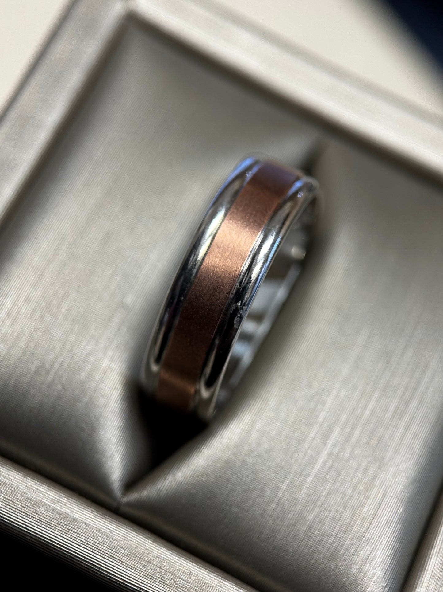 10k Two-Tone Wedding Ring Rose & white gold