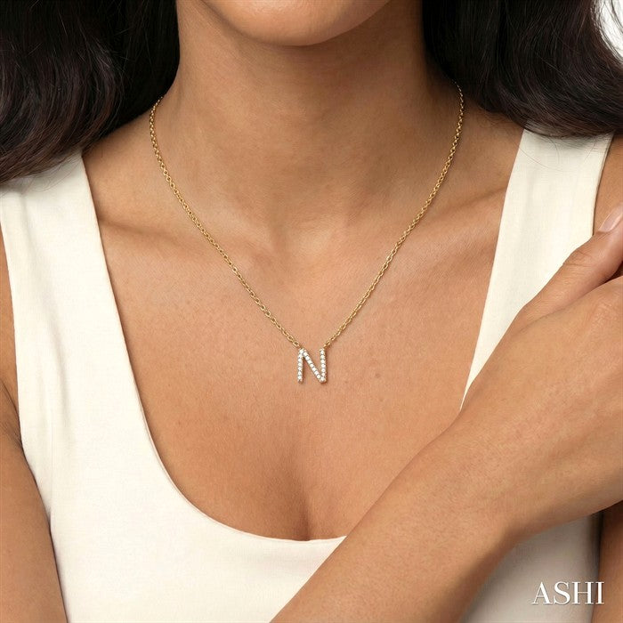 1/20 Ctw Initial 'N' Round Cut Diamond Pendant With Chain in 10K Yellow Gold
