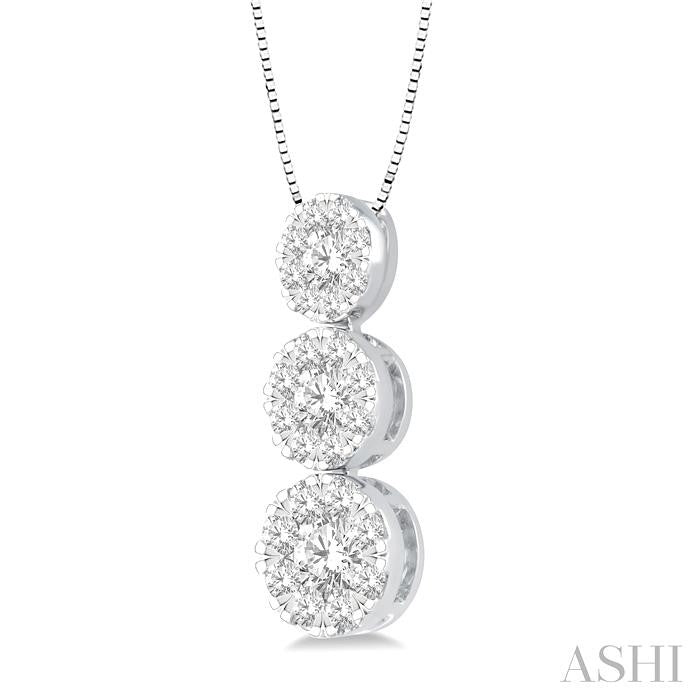 1 Ctw Past Present and Future Lovebright 3 stone Essential Round Cut Diamond Pendant with Chain in 14K White Gold