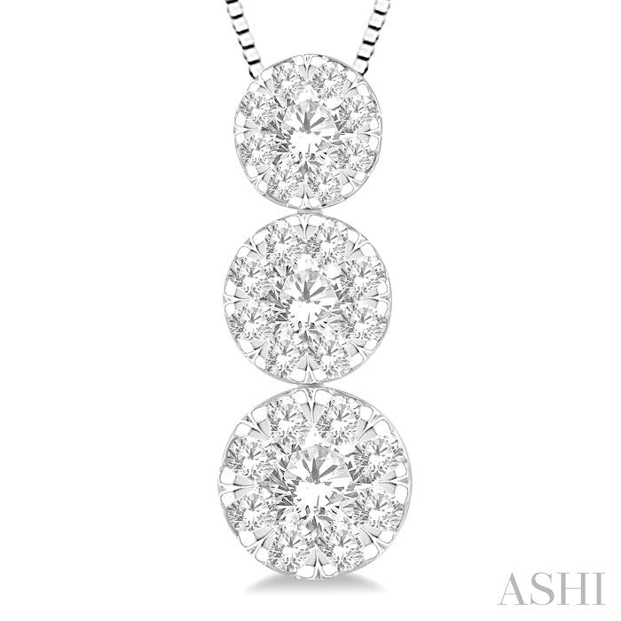 1/2 Ctw Past Present and Future Lovebright 3 stone Essential Round Cut Diamond Pendant with Chain in 14K White Gold