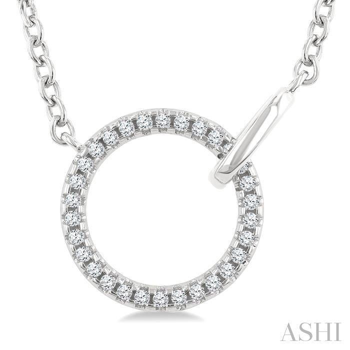 1/10 Ctw Round Cut Diamond Interlocked Circle Fashion Petite Pendant With Chain in 10K White Gold