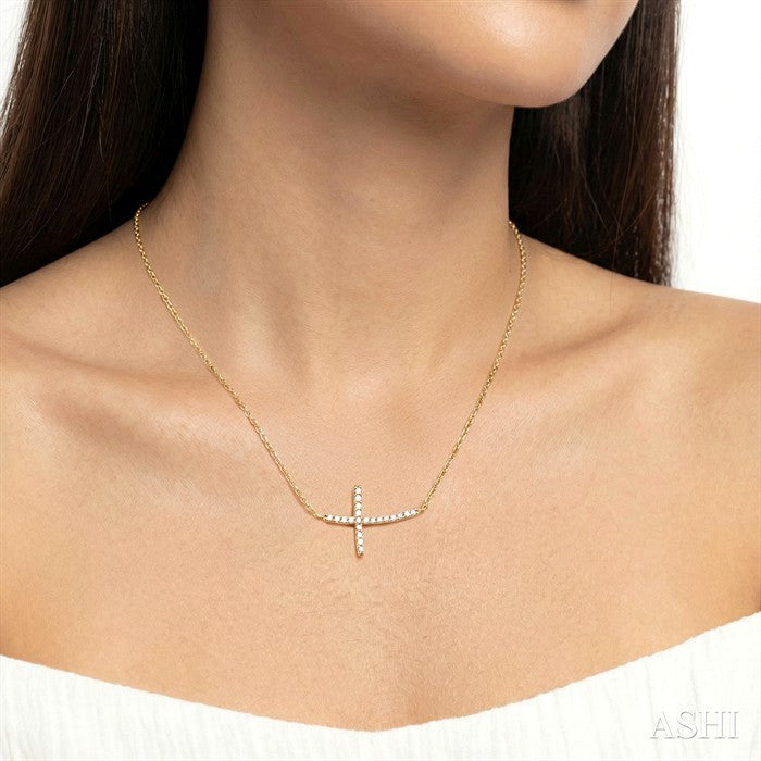 1/10 Ctw Petite Sideways Cross Round Cut Diamond Fashion Pendant With Chain in 10K Yellow Gold