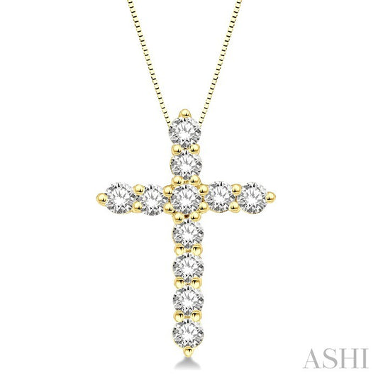 3/4 Ctw Round Cut Diamond Cross Pendant in 14K Yellow Gold with Chain