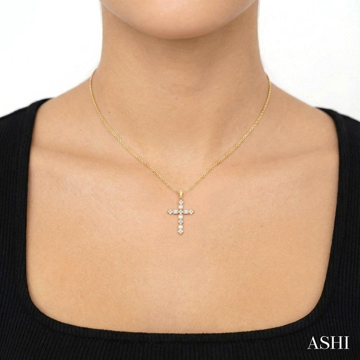 1/3 Ctw Floral Cross Fusion Baguette and Round Cut Diamond Fashion Pendant With Chain in 14K Yellow Gold