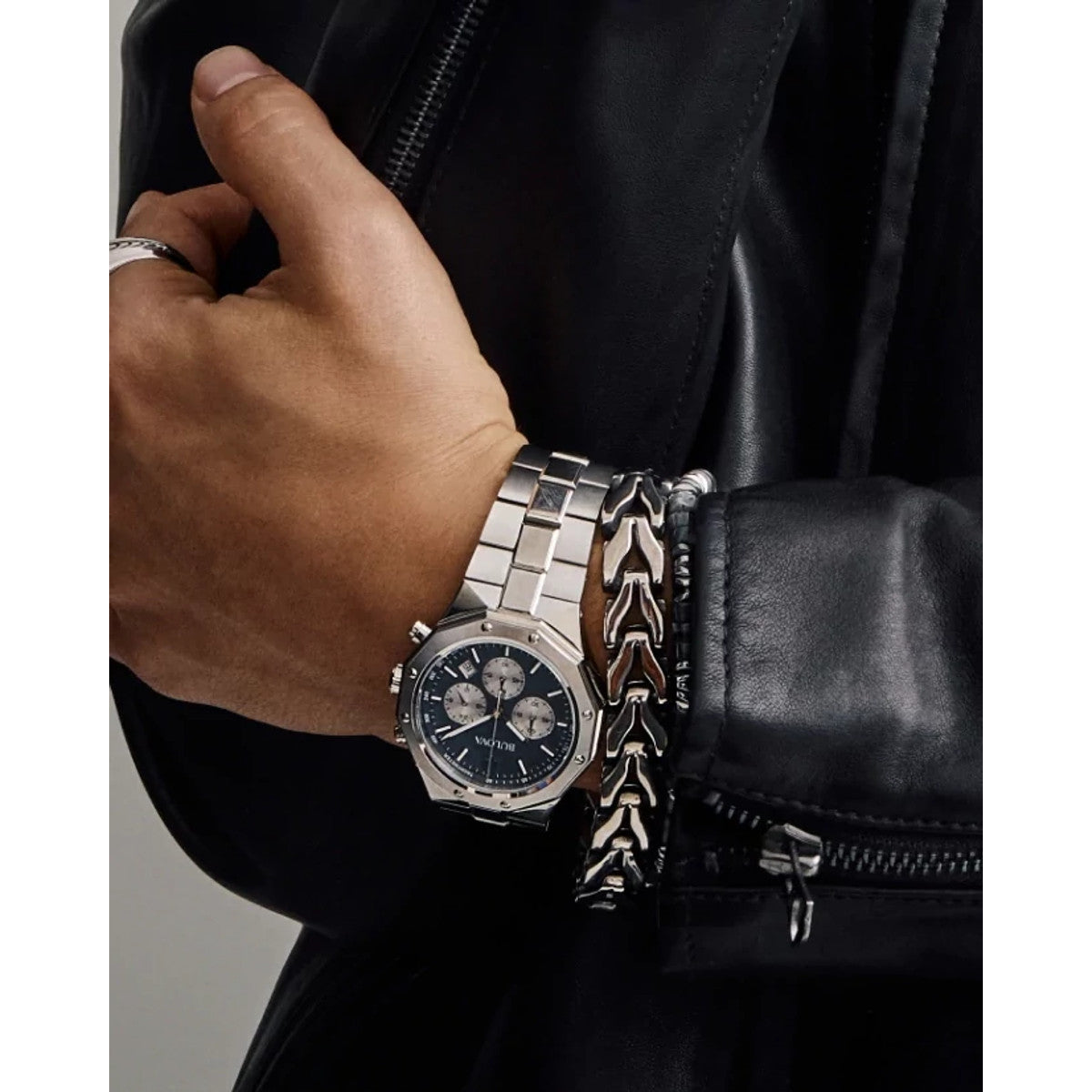 Bulova Prestige 96B459, 40mm gray dial stainless steel, Mens