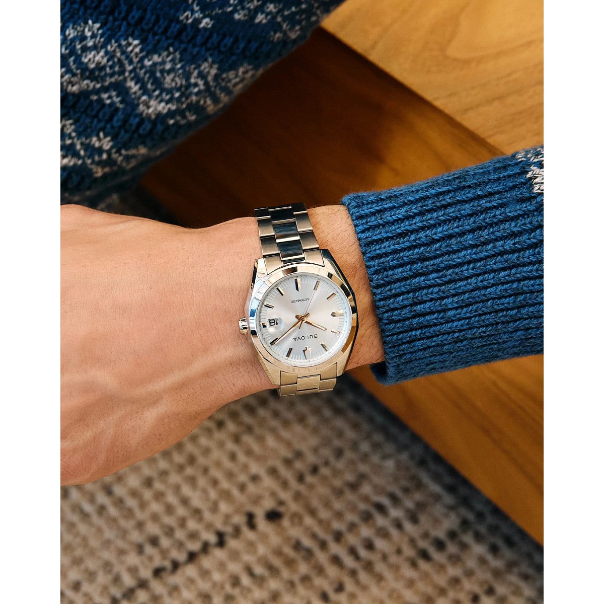 Bulova Surveyor 96B469, 39mm blue dial stainless steel, Mens