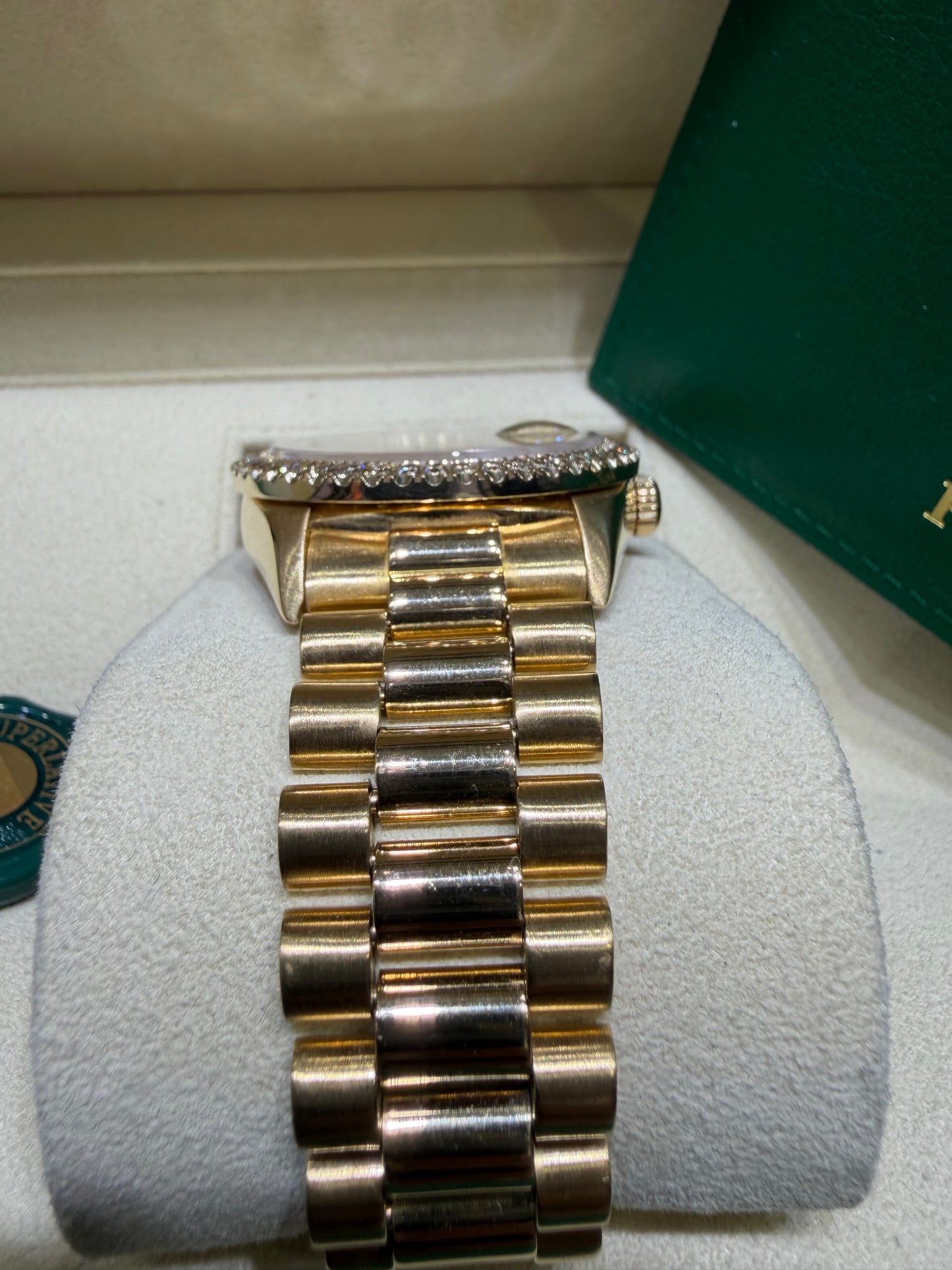 Rolex President Day Date 18038 18k Yellow Gold Gold Diamond Dial