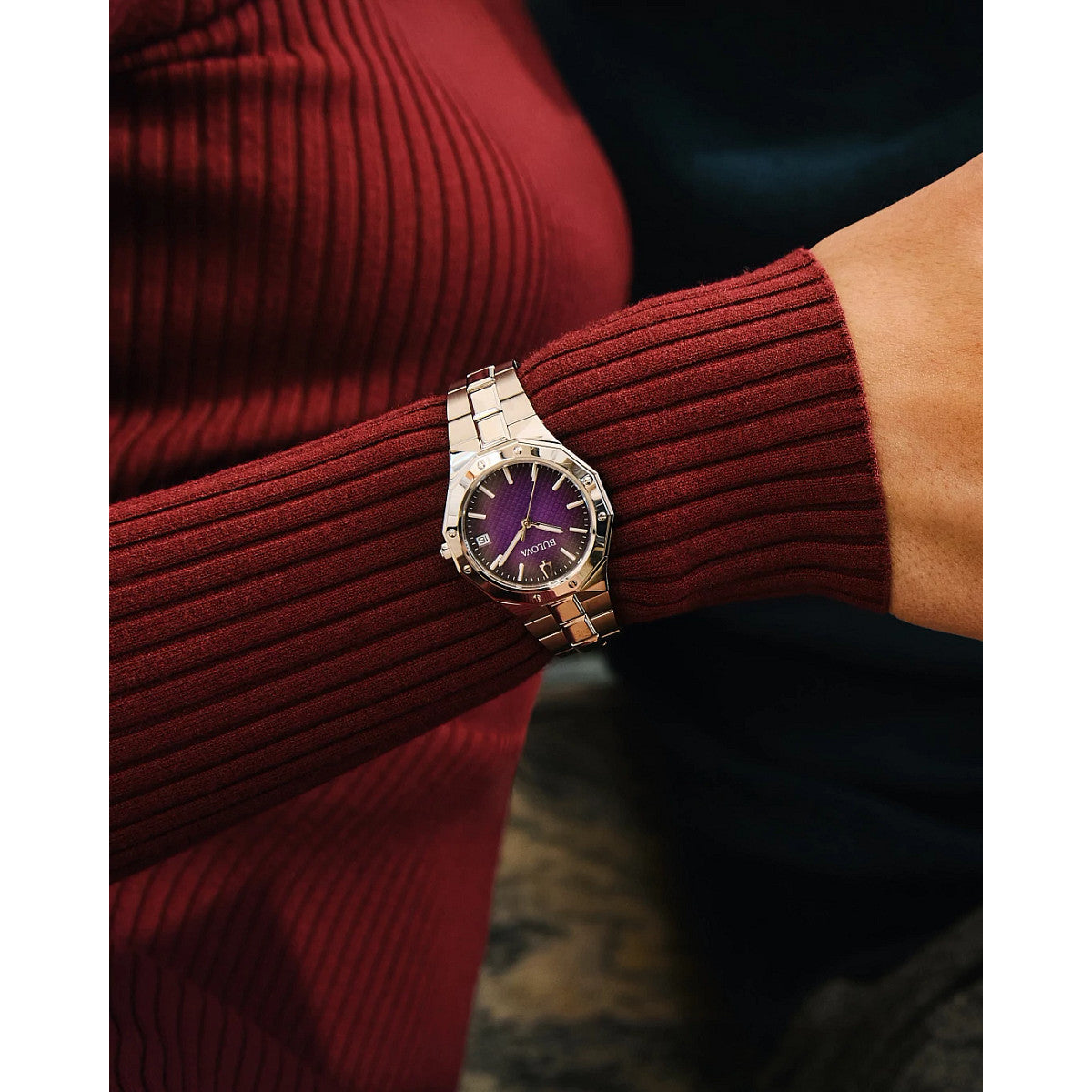 Bulova Prestige 96M168, 32mm purple dial stainless steel, Ladies