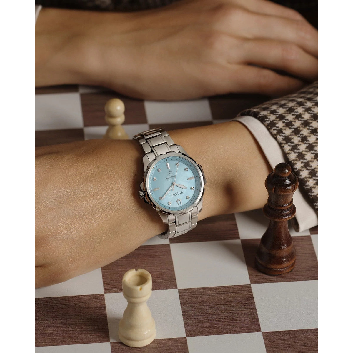 Bulova Marine Star 96P248, 36mm mother-of-pearl dial stainless steel, Ladies